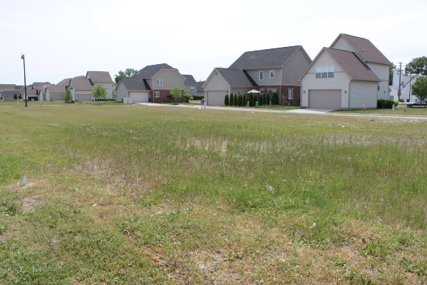 Recently constructed houses in Woodbridge