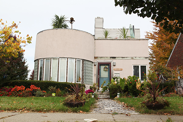 Art moderne house on Chandler Park Drive at Whittier/E. Outer Drive in East English Village