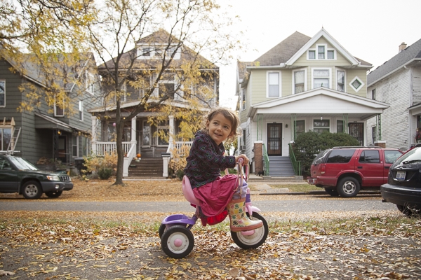 A tyke on a trike on Farnsworth Street