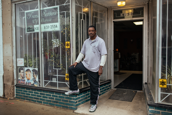 Zane, a barber at Trend Setters of Detroit