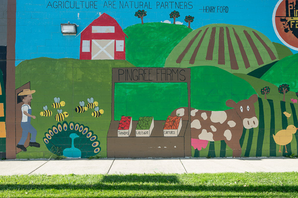 Mural at Pingree Farms