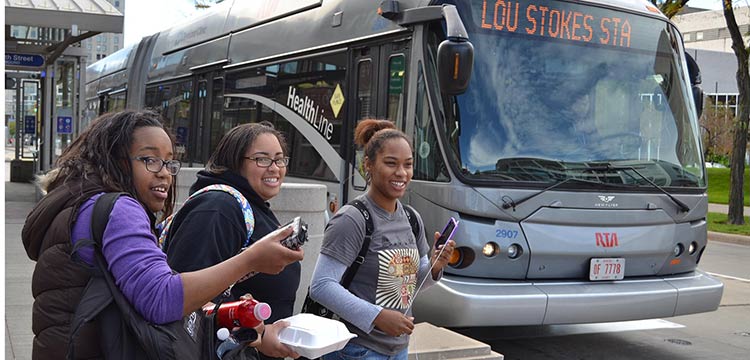 Students from Cleveland State University often ride the HealthLine to class. Courtesy Greater Cleveland RTA.