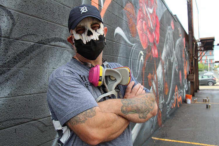 Fel3000ft is an artist in residence at Lincoln Street Art Park. Photo by Sarah Williams.