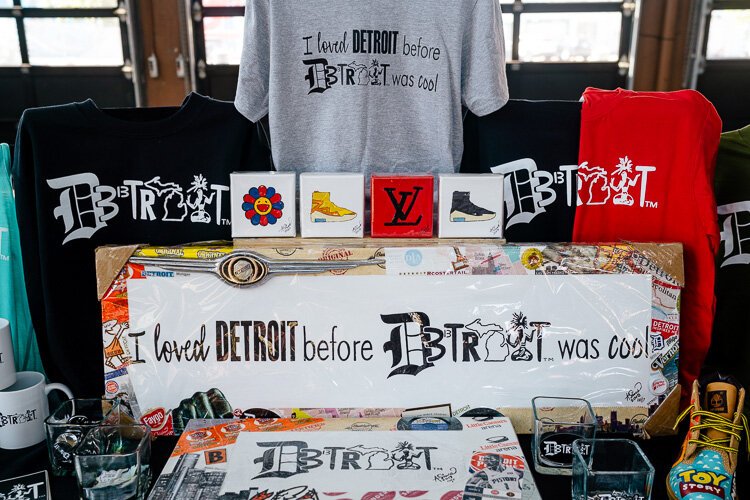 10|7's table at Eastern Market