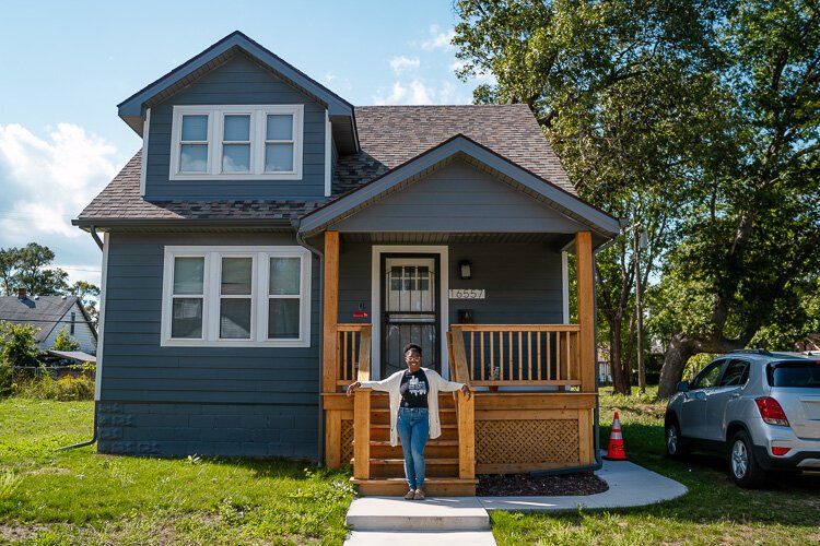 IâSha Schultz-Spradlin and her husband liked the neighborhood they were living in, but were priced out. After conducting an online housing search, they eventually discovered their future home on San Juan. 