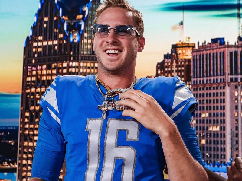 Detroit Lions quarterback Jared Goff dons a pair of Cartier frames.