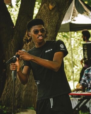 Brizzl. Photo by Daniel Hall.