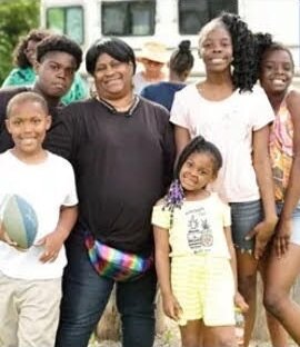 Tammara Howard (center) with local youth