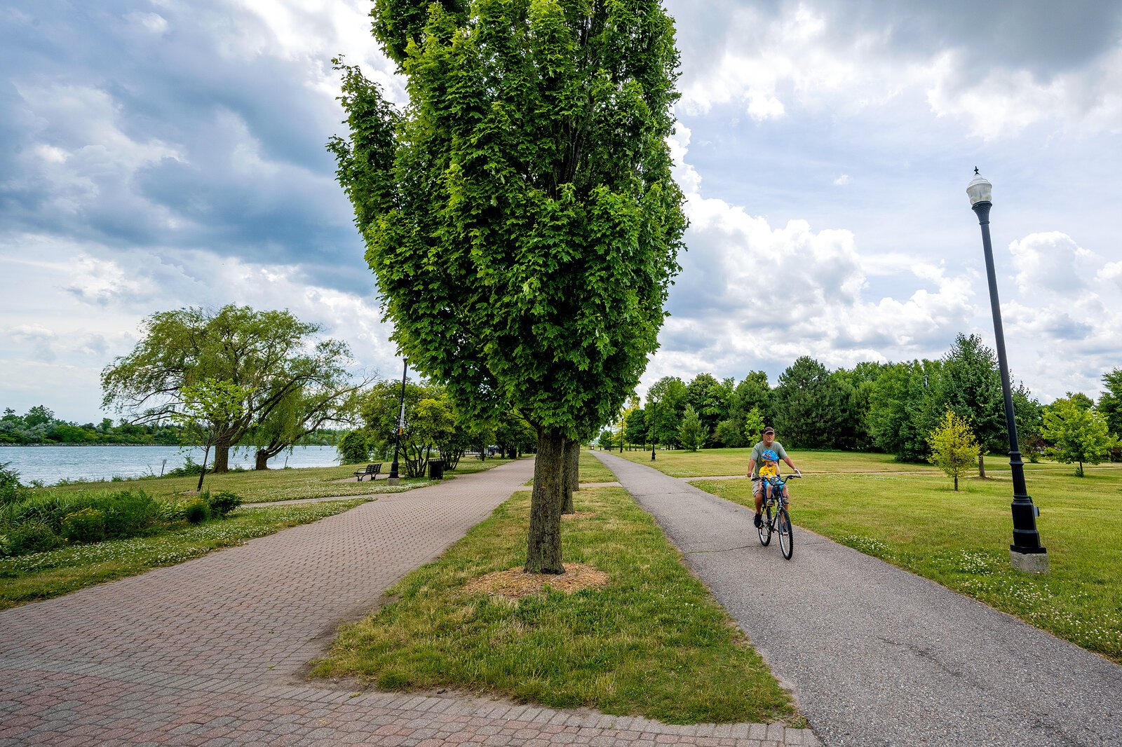 North South Trail BASF Waterfront Park in Wyandotte. Photo by Doug Coombe.