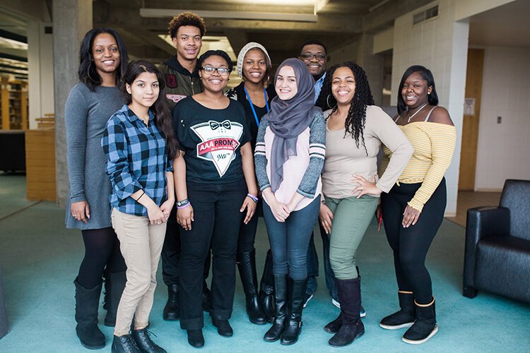 Detroit Promise Scholar meeting with a University of Detroit Mercy college representative during the Detroit Promise Summer Social at Greater Grace Temple in August 2019.